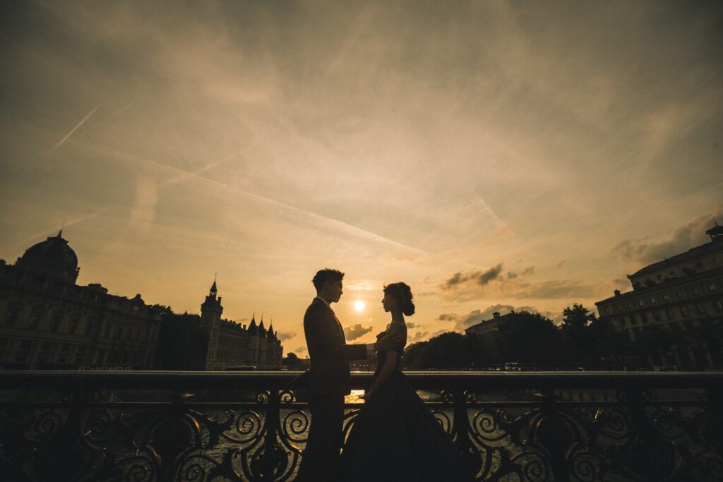 海外婚紗推薦・夕陽下的新人剪影 夕陽下的新人剪影|海外婚紗