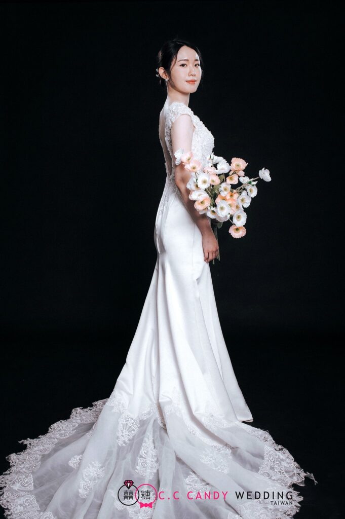 新竹棚拍婚紗 緞面魚尾白紗 新竹棚拍婚紗 緞面魚尾白紗