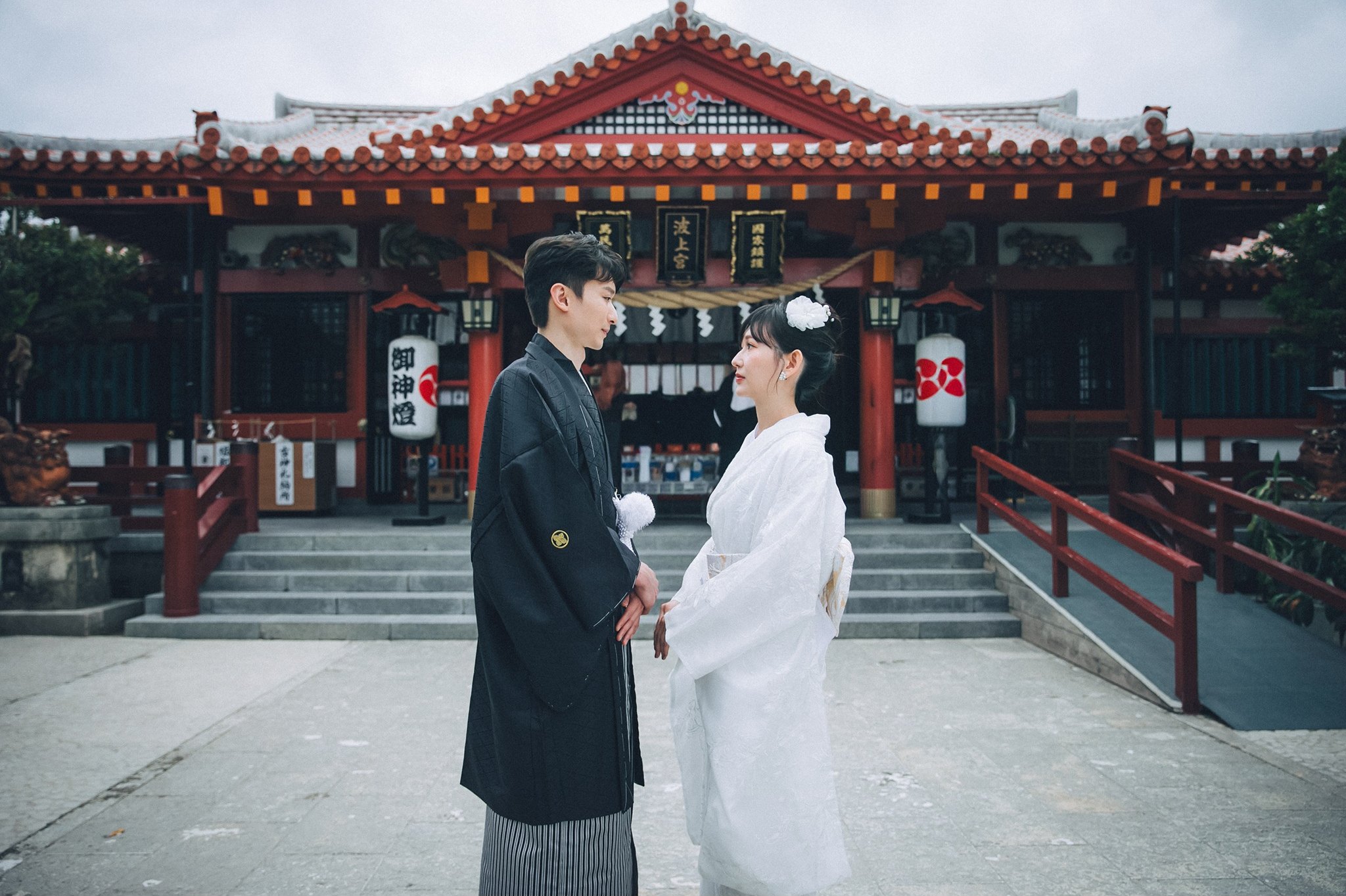 沖繩波上宮和服婚紗 正殿前合照